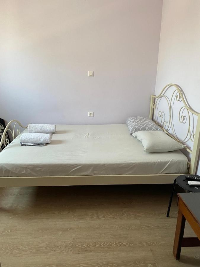 Private With A Beautiful Veranda Homestay *